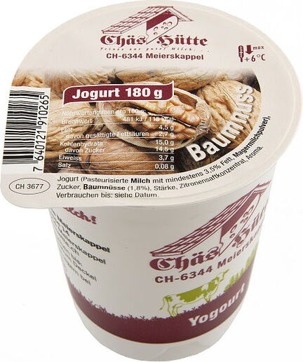 Baumnuss-Joghurt von der Chäs Hütte in Meierskappel